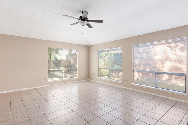 8915 Beau Monde Drive, Houston, TX 77099