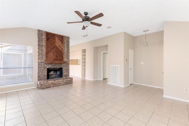 8915 Beau Monde Drive, Houston, TX 77099