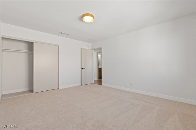 9504 Cliff View Way, Las Vegas, NV 89117