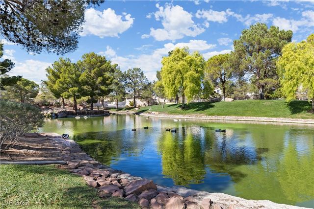 9504 Cliff View Way, Las Vegas, NV 89117