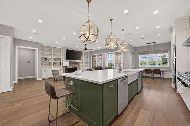 4915 Cheena Drive, Houston, TX 77096