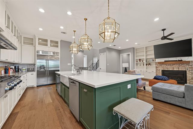 4915 Cheena Drive, Houston, TX 77096
