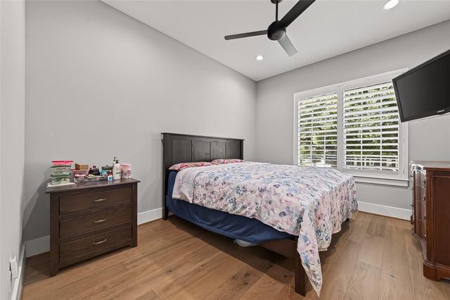 4915 Cheena Drive, Houston, TX 77096