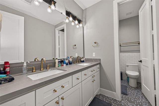 4915 Cheena Drive, Houston, TX 77096