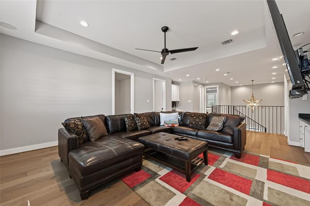 4915 Cheena Drive, Houston, TX 77096