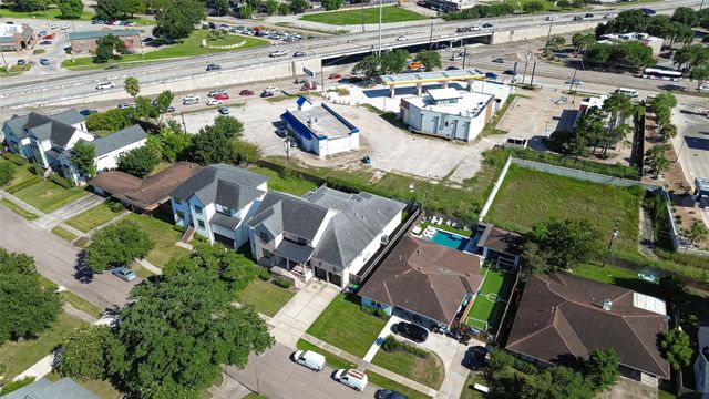 4915 Cheena Drive, Houston, TX 77096