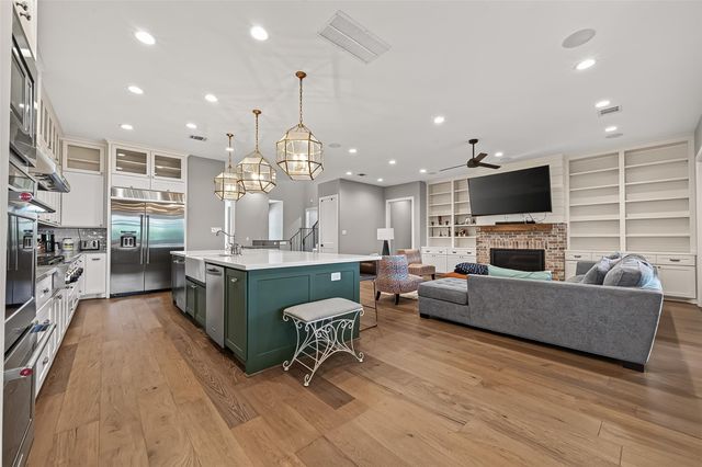 4915 Cheena Drive, Houston, TX 77096