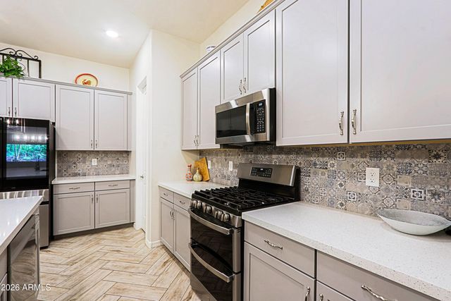 4941 W LA PUENTA Avenue, Laveen, AZ 85339