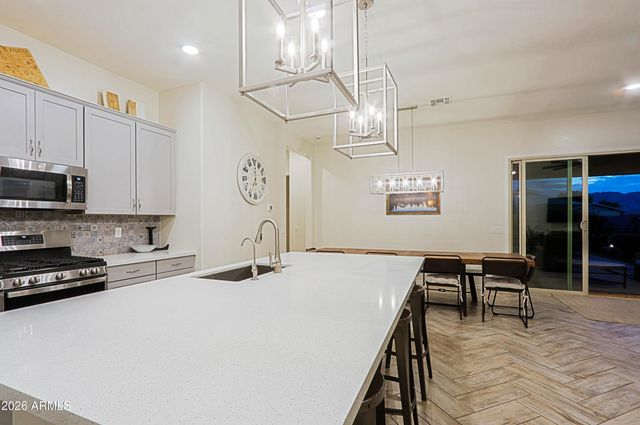 4941 W LA PUENTA Avenue, Laveen, AZ 85339