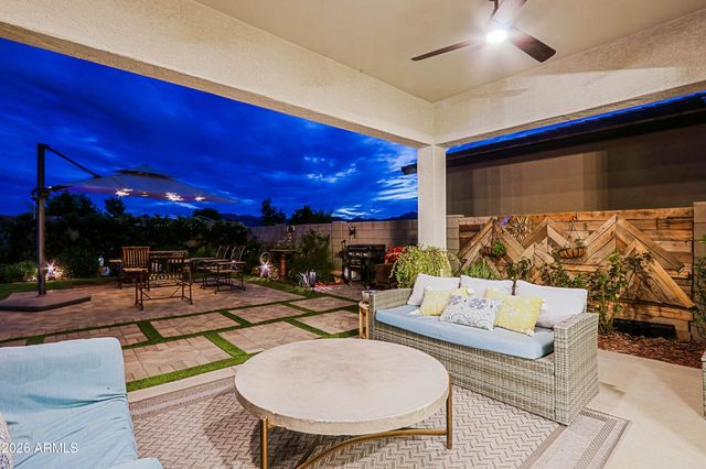4941 W LA PUENTA Avenue, Laveen, AZ 85339