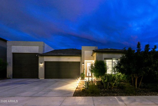 4941 W LA PUENTA Avenue, Laveen, AZ 85339