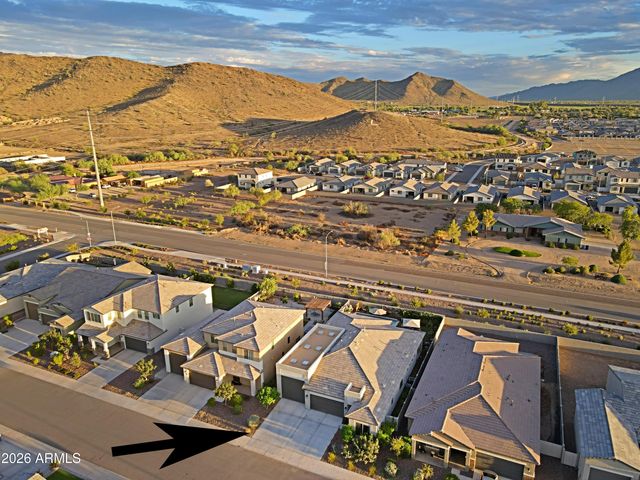4941 W LA PUENTA Avenue, Laveen, AZ 85339