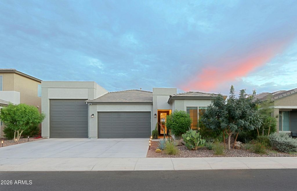 4941 W LA PUENTA Avenue, Laveen, AZ 85339 — exterior