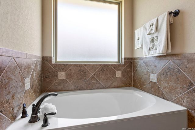 15416 Albrecht, Selma, TX 78154