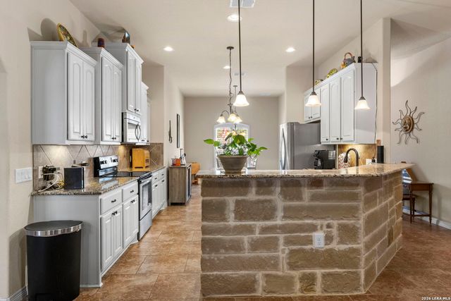 15416 Albrecht, Selma, TX 78154