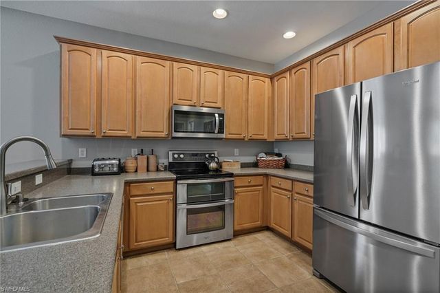 9670 Gladiolus Preserve CIR, Fort Myers, FL 33908