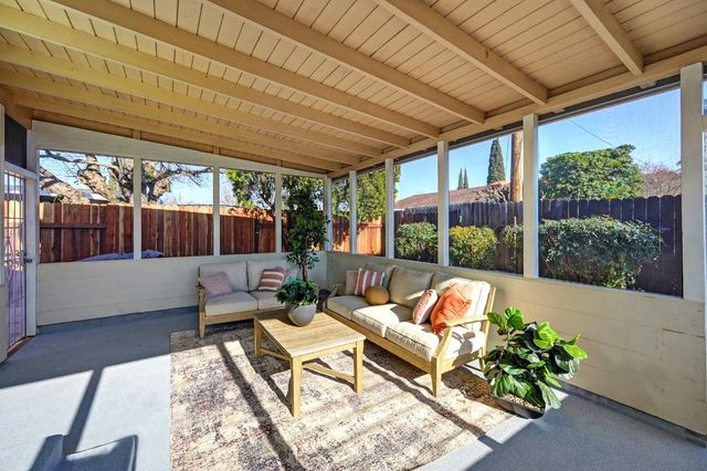 2329 Sabine Way, Rancho Cordova, CA 95670