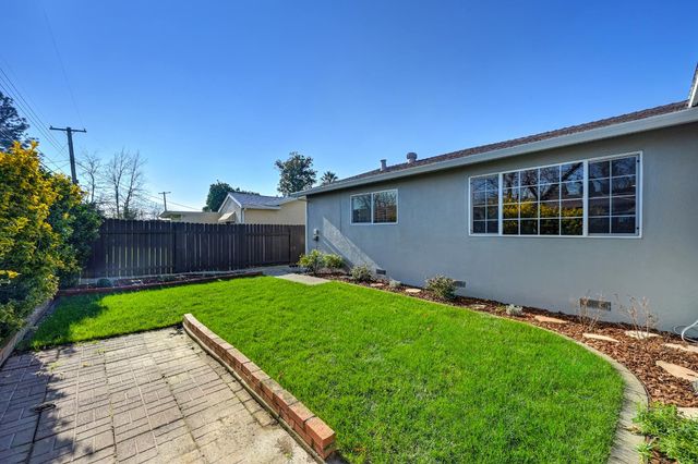 2329 Sabine Way, Rancho Cordova, CA 95670