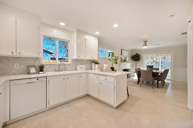 2329 Sabine Way, Rancho Cordova, CA 95670