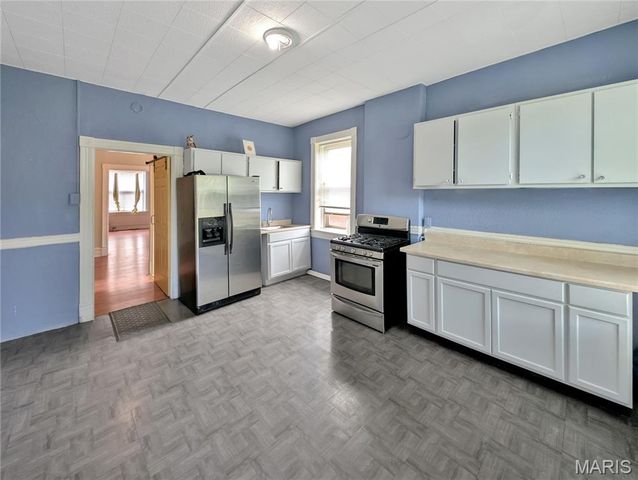 5911-5913 S Broadway, St Louis, MO 63111