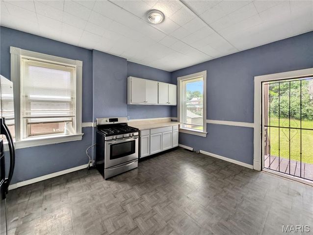 5911-5913 S Broadway, St Louis, MO 63111