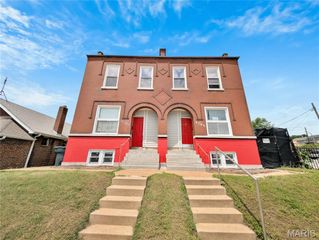 5911-5913 S Broadway, St Louis, MO 63111