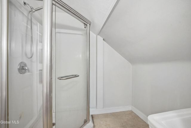 1327 Baker Avenue, Schenectady, NY 12309