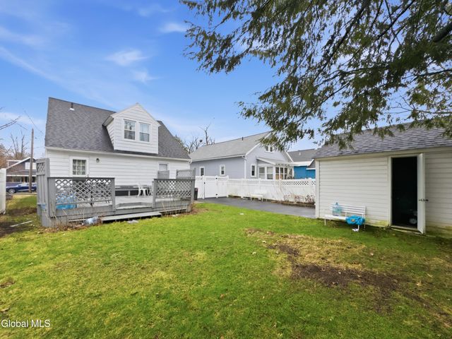 1327 Baker Avenue, Schenectady, NY 12309