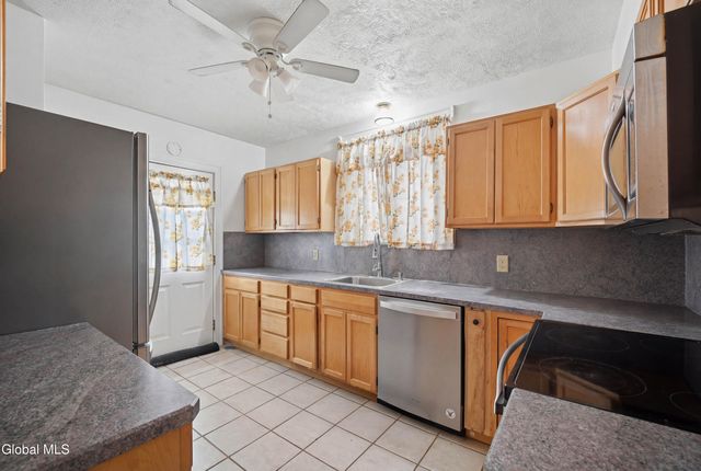 1327 Baker Avenue, Schenectady, NY 12309