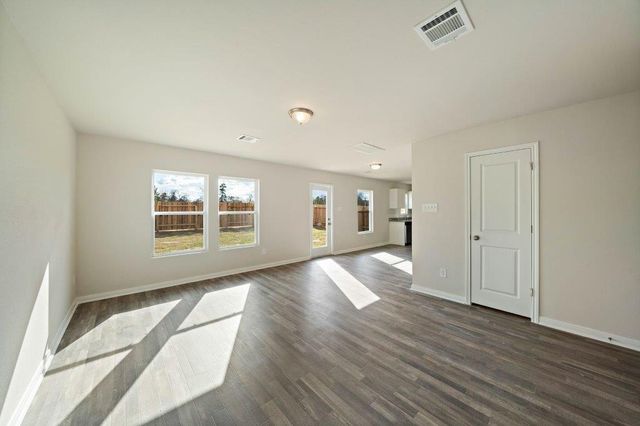 228 Wild Oak, Livingston, TX 77351