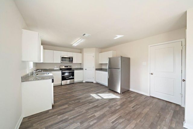 228 Wild Oak, Livingston, TX 77351