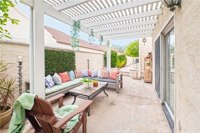 1804 Prince Albert Drive, Riverside, CA 92507