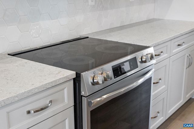 5010 LINDLEY PL, Charlottesville, VA 22901