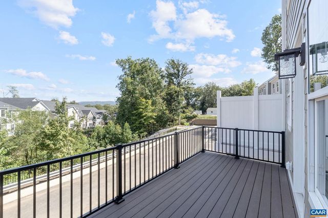 5010 LINDLEY PL, Charlottesville, VA 22901