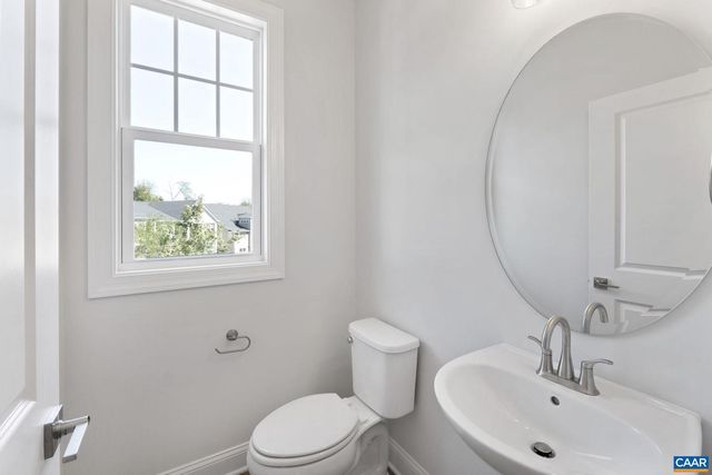 5010 LINDLEY PL, Charlottesville, VA 22901