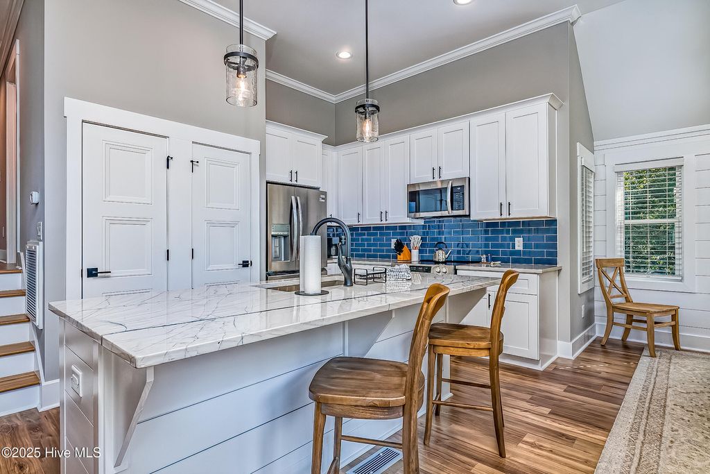 Image 11 of property listing at 121 N Bald Head Wynd Unit 19, Southport, NC 28461