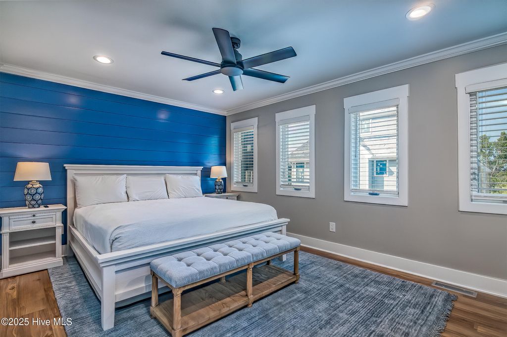 Image 17 of property listing at 121 N Bald Head Wynd Unit 19, Southport, NC 28461