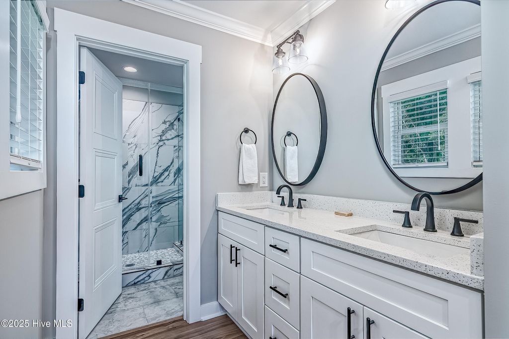 Image 21 of property listing at 121 N Bald Head Wynd Unit 19, Southport, NC 28461