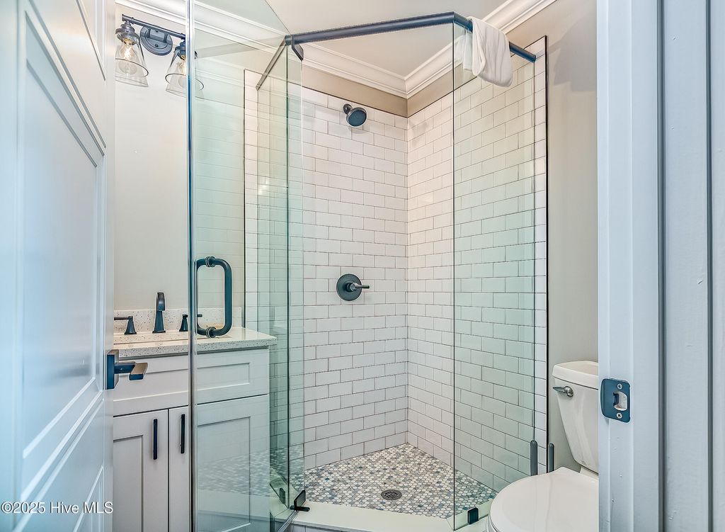 Image 28 of property listing at 121 N Bald Head Wynd Unit 19, Southport, NC 28461