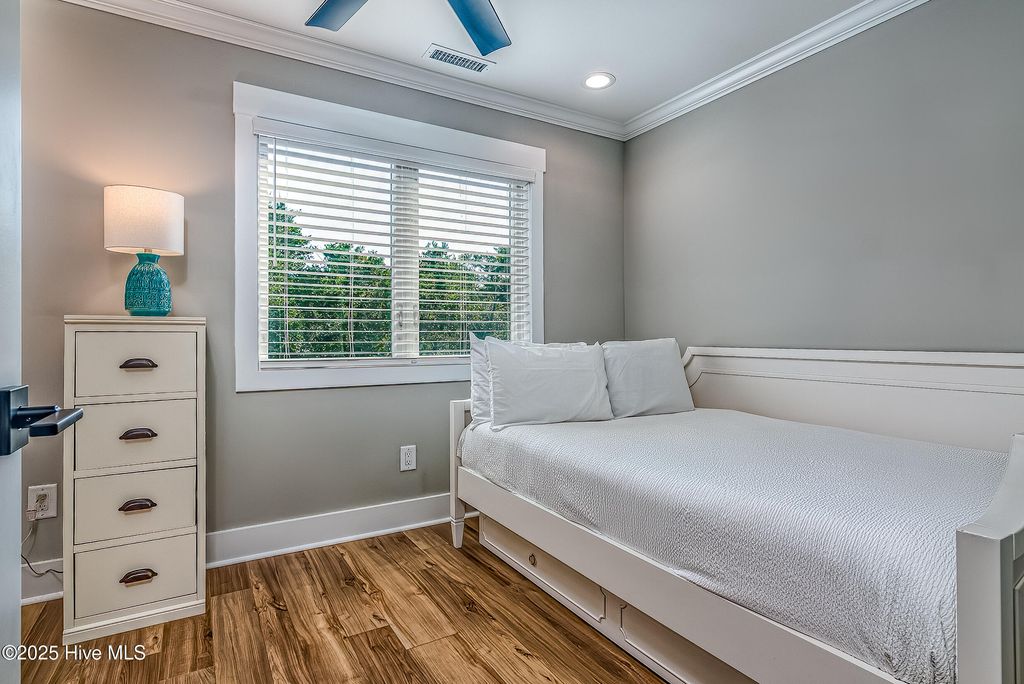 Image 31 of property listing at 121 N Bald Head Wynd Unit 19, Southport, NC 28461