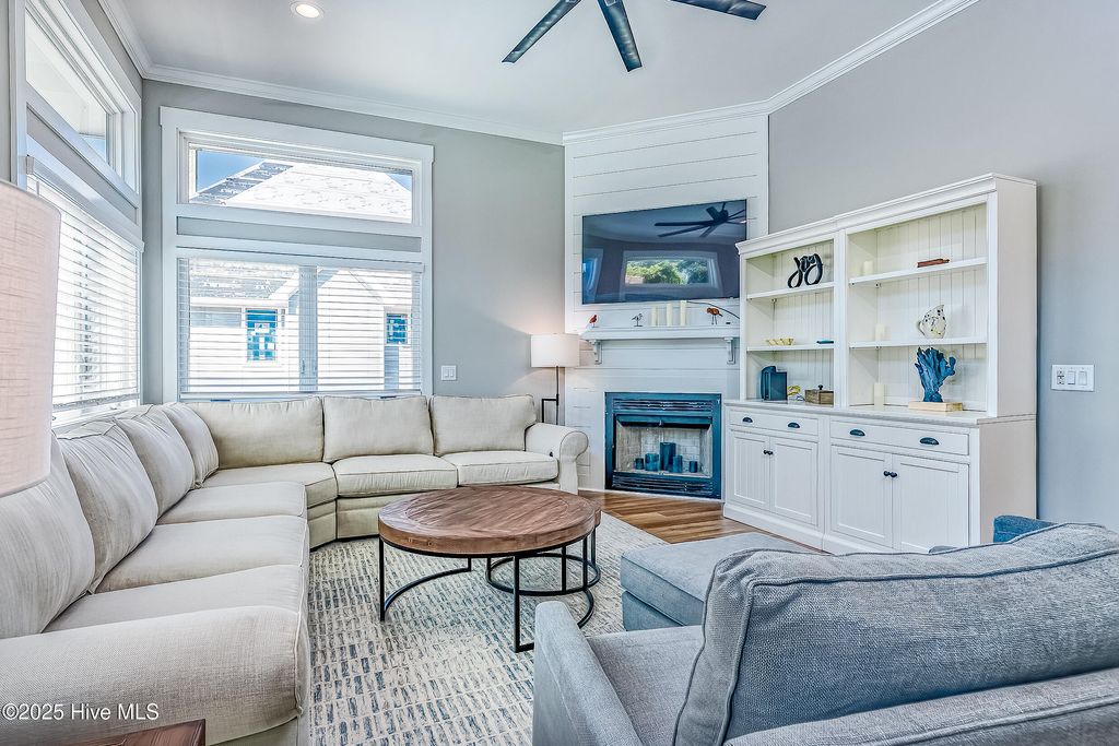 Image 6 of property listing at 121 N Bald Head Wynd Unit 19, Southport, NC 28461