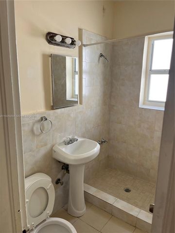 1035 SW 3rd St 2, Miami, FL 33130