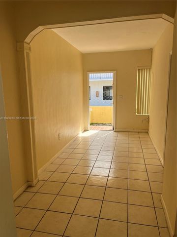 1035 SW 3rd St 2, Miami, FL 33130