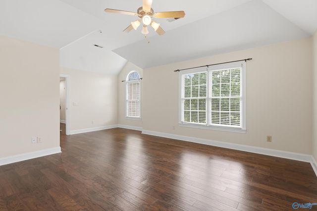 161 Redcliffe Drive NW, Huntsville, AL 35806