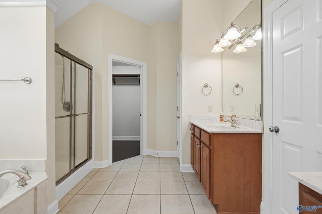 161 Redcliffe Drive NW, Huntsville, AL 35806