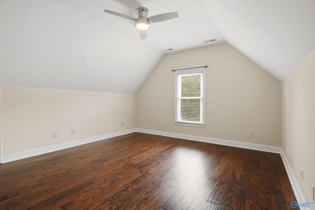 161 Redcliffe Drive NW, Huntsville, AL 35806