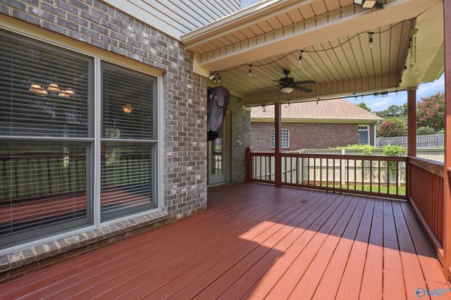 161 Redcliffe Drive NW, Huntsville, AL 35806
