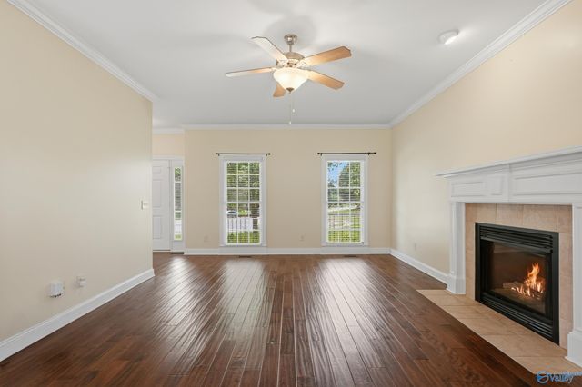 161 Redcliffe Drive NW, Huntsville, AL 35806