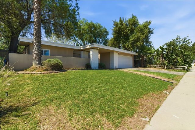 8757 Lurline Avenue, Winnetka, CA 91306