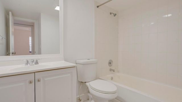 3201 Coral Ridge Drive 3201, Coral Springs, FL 33065